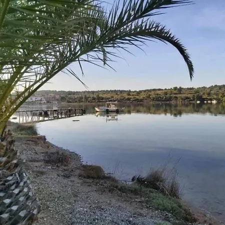 Amazing 2-bedroom Close To All Amenities * Pórto Héli